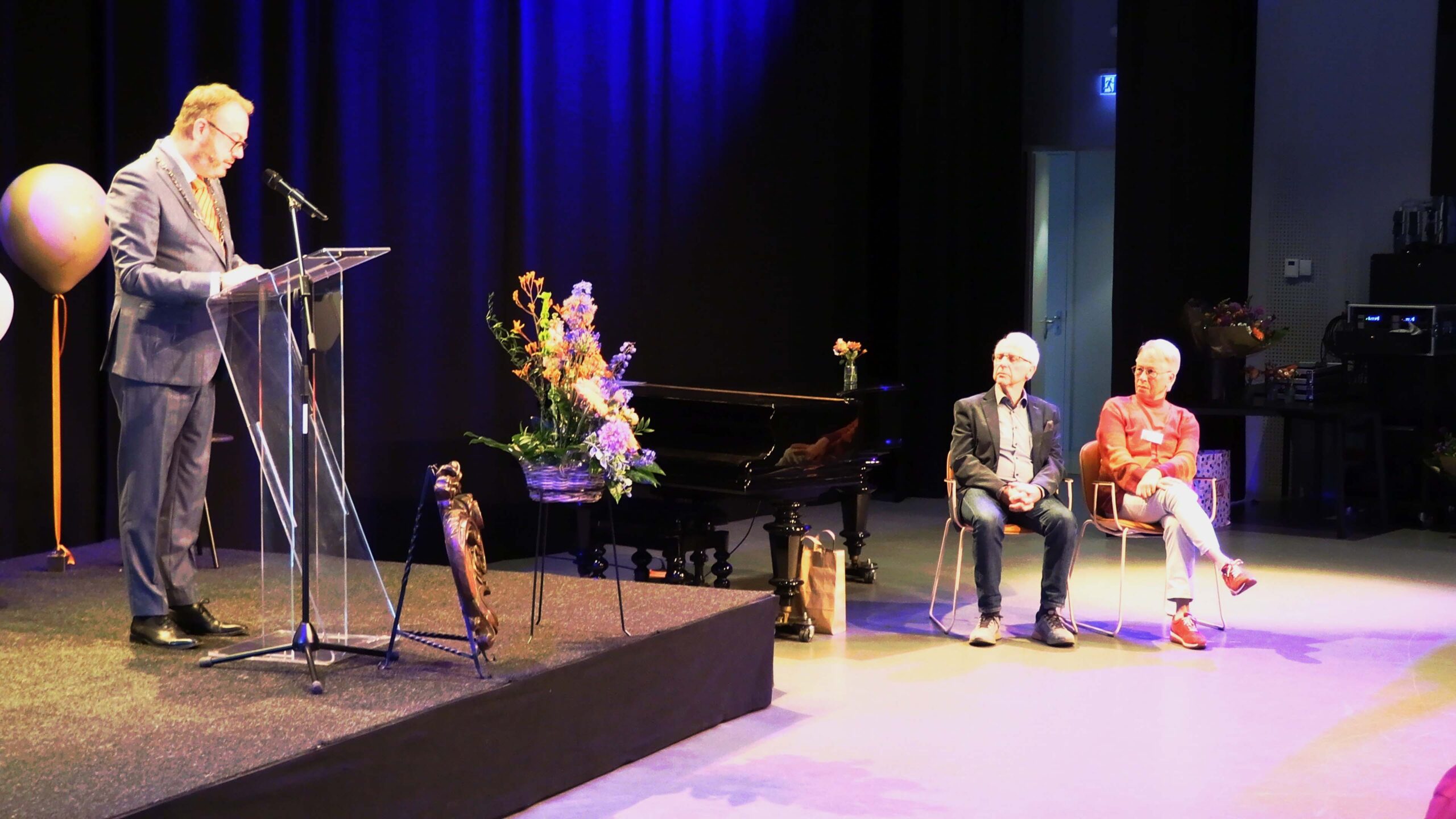 Uitreiking lintje Marja Willink
