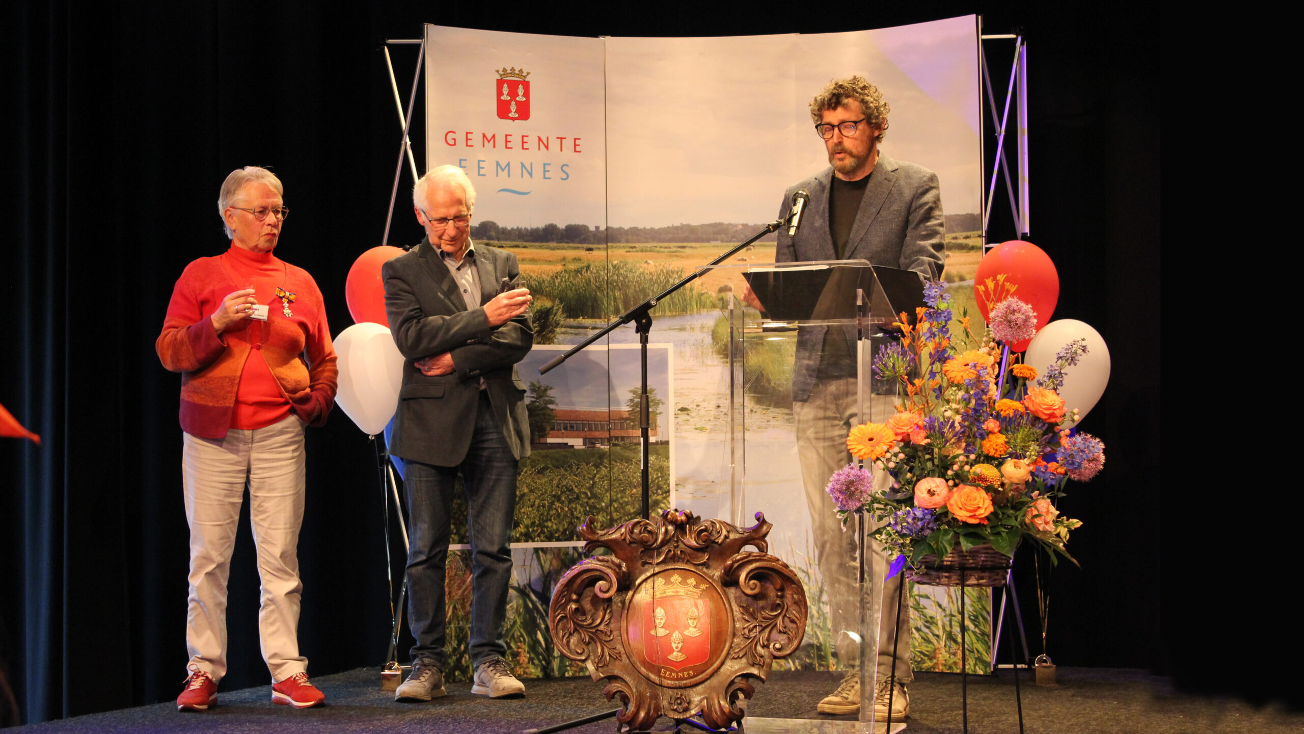 Uitreiking lintje Marja Willink